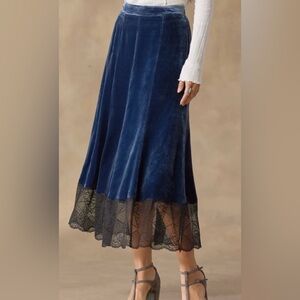 Sundance Blue Midi A-Line Skirt with Pleated Tiered Design